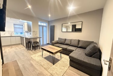 5 bed house, Welby Street, Victoria Park, Manchester, M130EL - Image 2